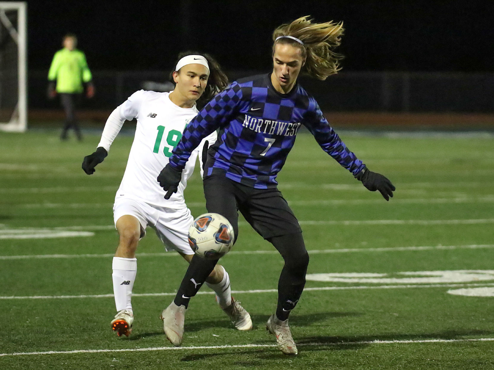 Northwest Cedar Hill vs. Lindbergh soccer